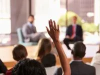 question-hand-in-air-747x560-4-3