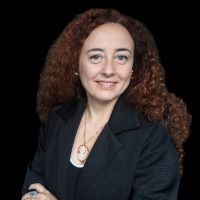 Simona Paravani Mellinghoff headshot