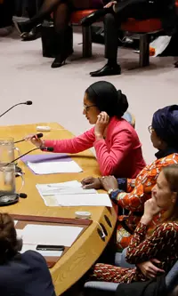 Strenghtening the representation of women in di