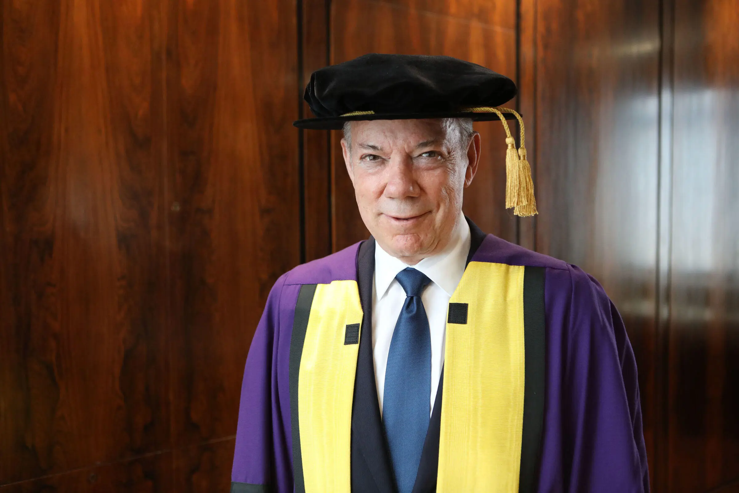 LSE alumnus Juan Manuel Santos, the Former President of Columbia and Nobel Peace Laureate, received his honorary fellowship from LSE on 22 July 2019.