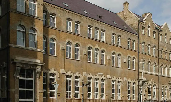 An exterior view of the Lilian Knowles House accommodation building at LSE
