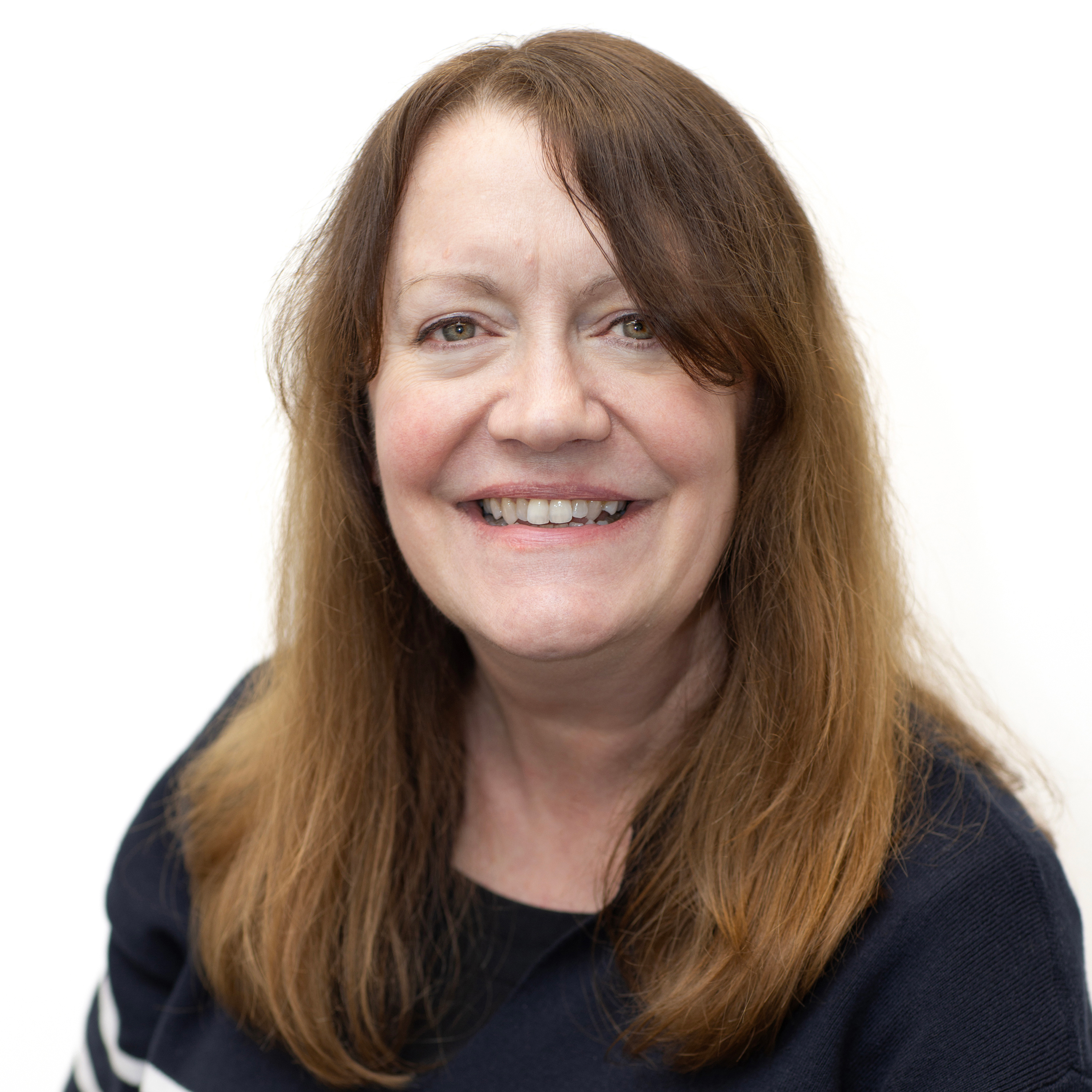 Linda Earl Headshot 