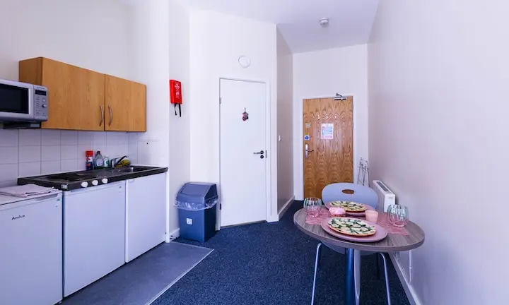 Lillian Knowles Studio