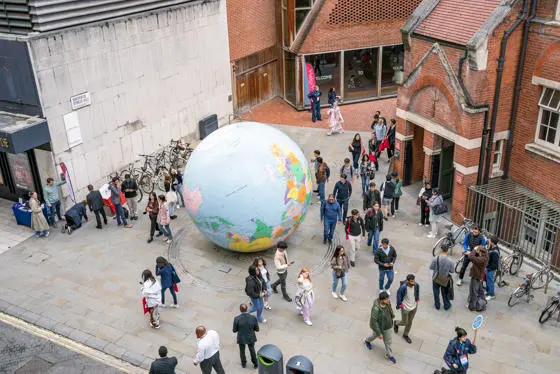 LSE campus globe