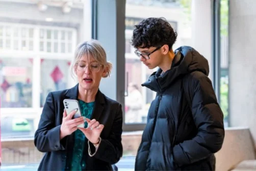 LSE Careers Team representative supporting a student with careers support
