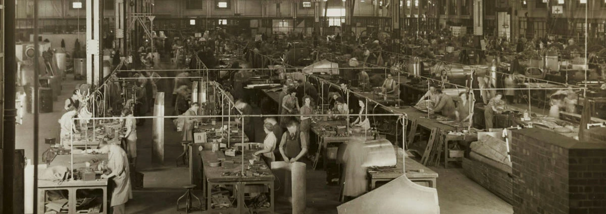 Grayscale photo of a factory