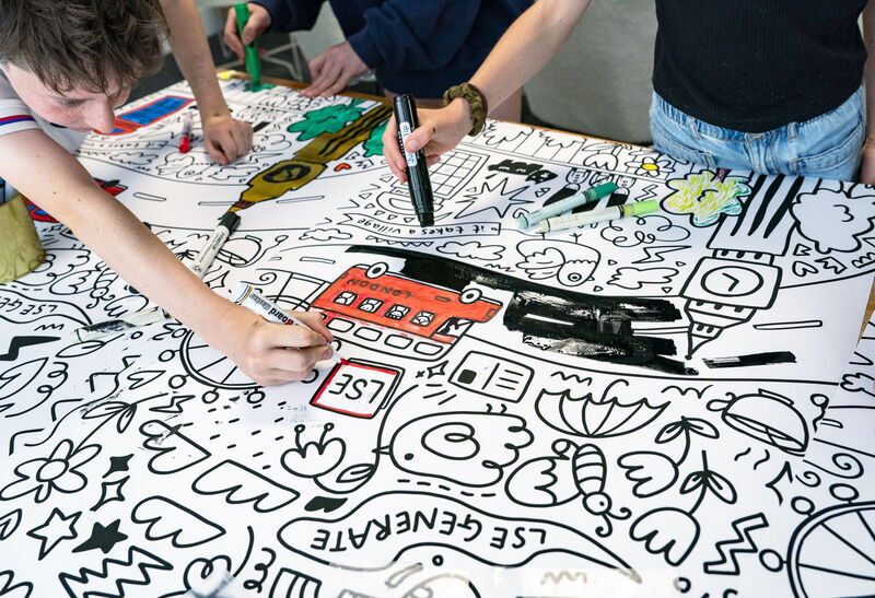 Children drawing London's iconic sights