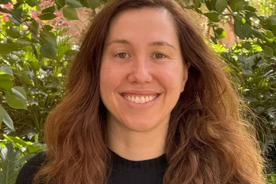 Dr Luara Ferracioli