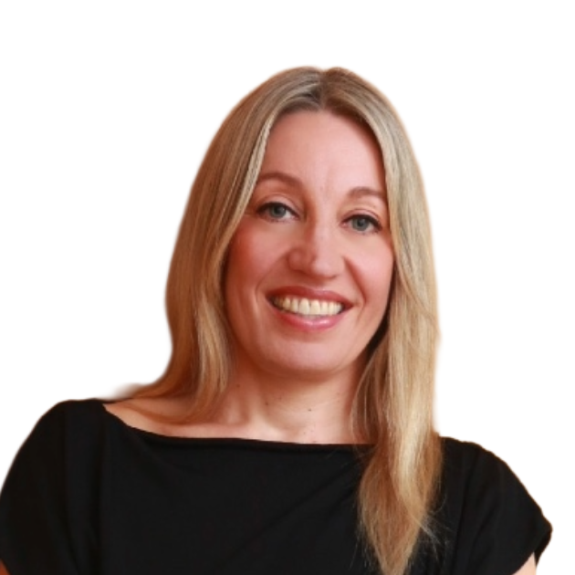 Maya Hennerkes Headshot