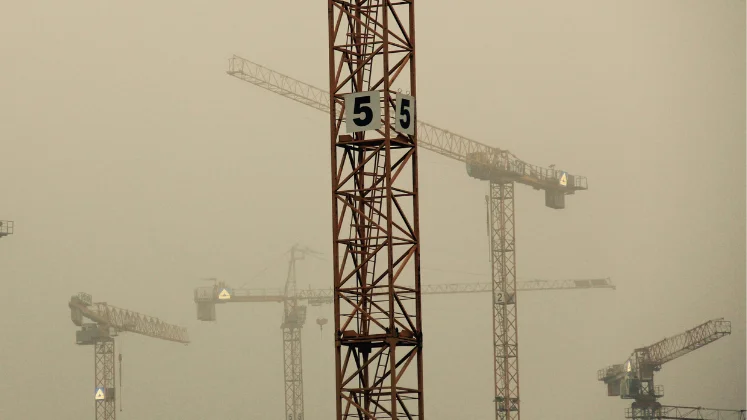 5crane-747x420