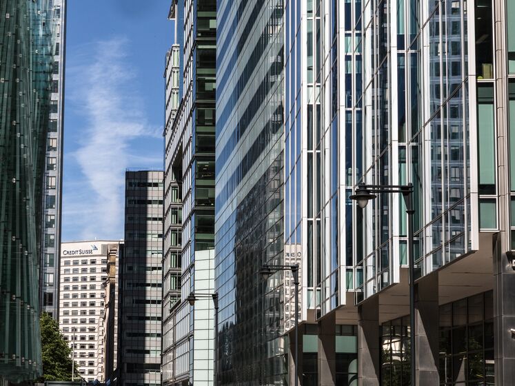 747 560  ratio-Office_Block_8077