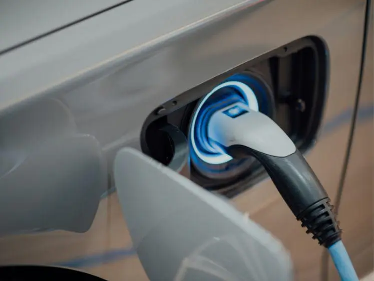electric-car-charging-chuttersnap-747x560