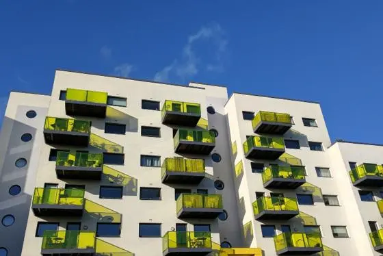 London flats colourful 747x560