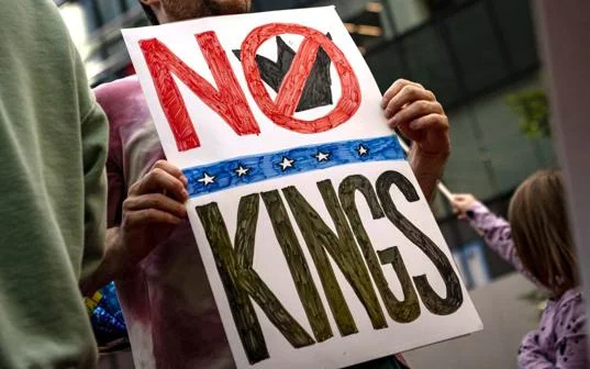 No kings sign