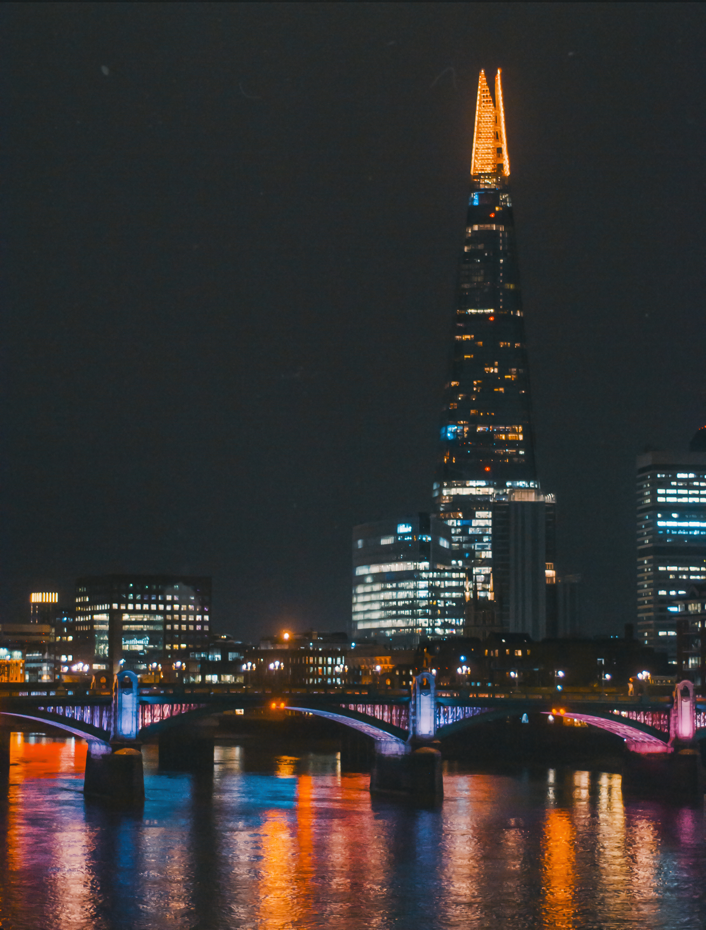 nighttime photo of the shard
