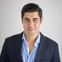 Parag Khana Headshot