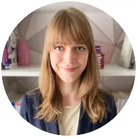 Head shot of Dr Petra Alderman