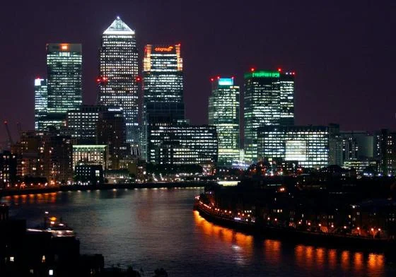 Canary Wharf in London at night