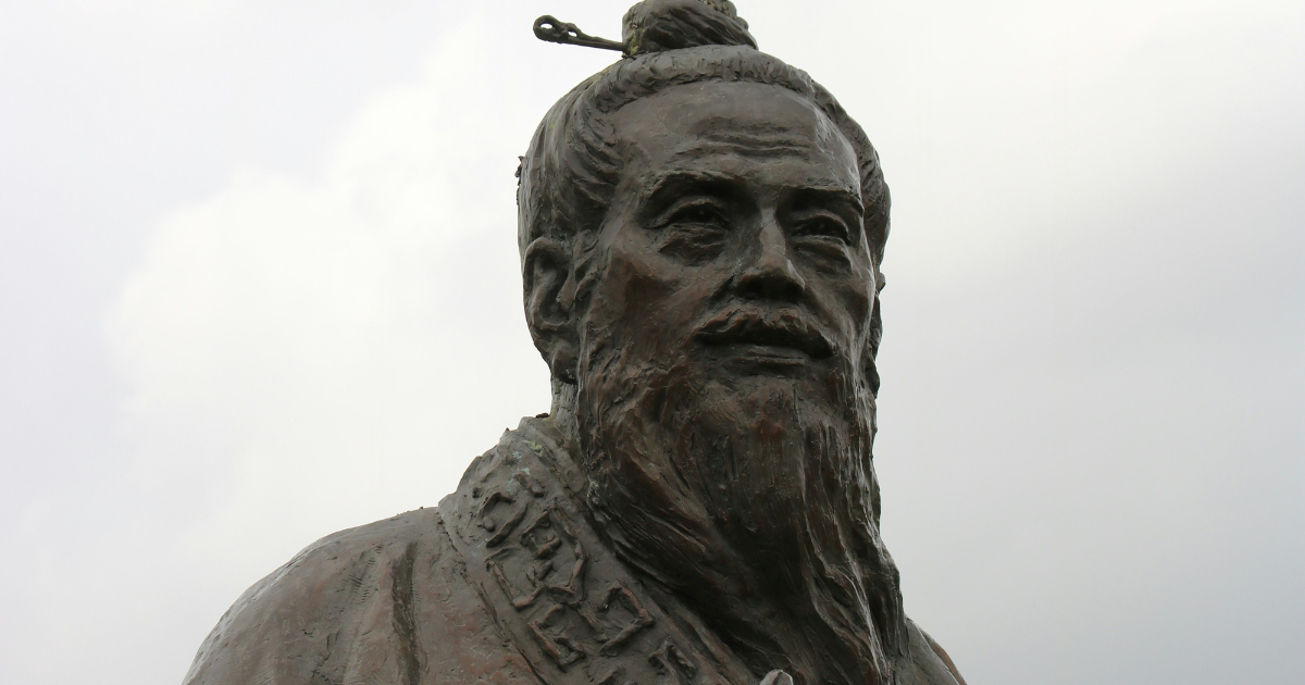 statue of Confucius