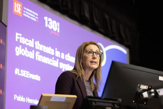 Professor Silvana Tenreyro chairing an event at LSE