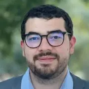 Headshot of Alejandro Puerta