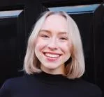 Constance Viehbeck Headshot