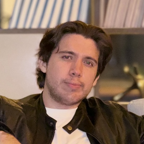 Headshot of Carlos Diaz Murphy