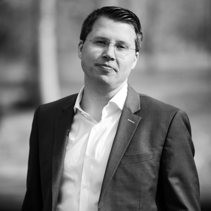 Dr Harry Verhoeven headshot