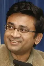Maitreesh Ghatak