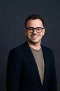headshot of Jon Cardoso Silva