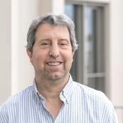 Headshot of Professor Ken Shadlen