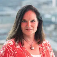 Kirsten Sehnbruch headshot