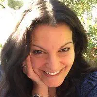 Dr Stephanie Levy