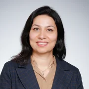 Nesrin Alrefaai headshot