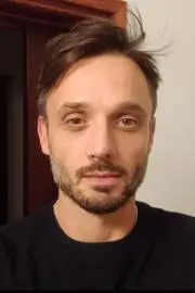 Tom Kirk