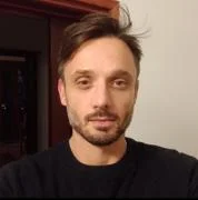 Tom Kirk