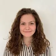 Headshot of Violetta Van Veen