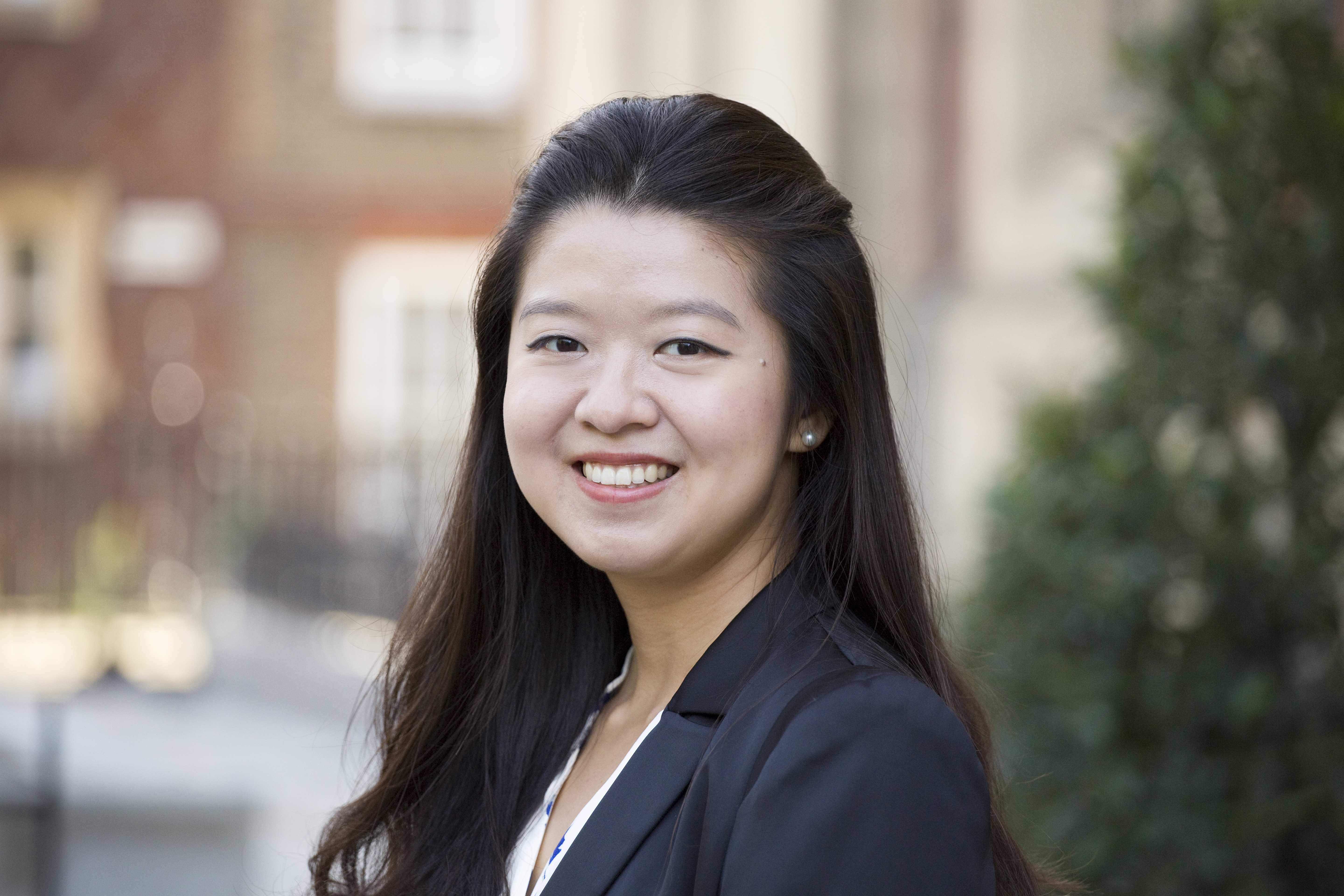 Dr Xi Li