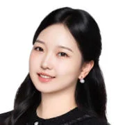 Portrait of Yiwen Zhang