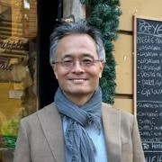 Headshot of Professor Youngjin Yoo