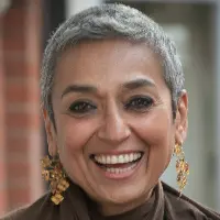 Zainab Salbi profile picture