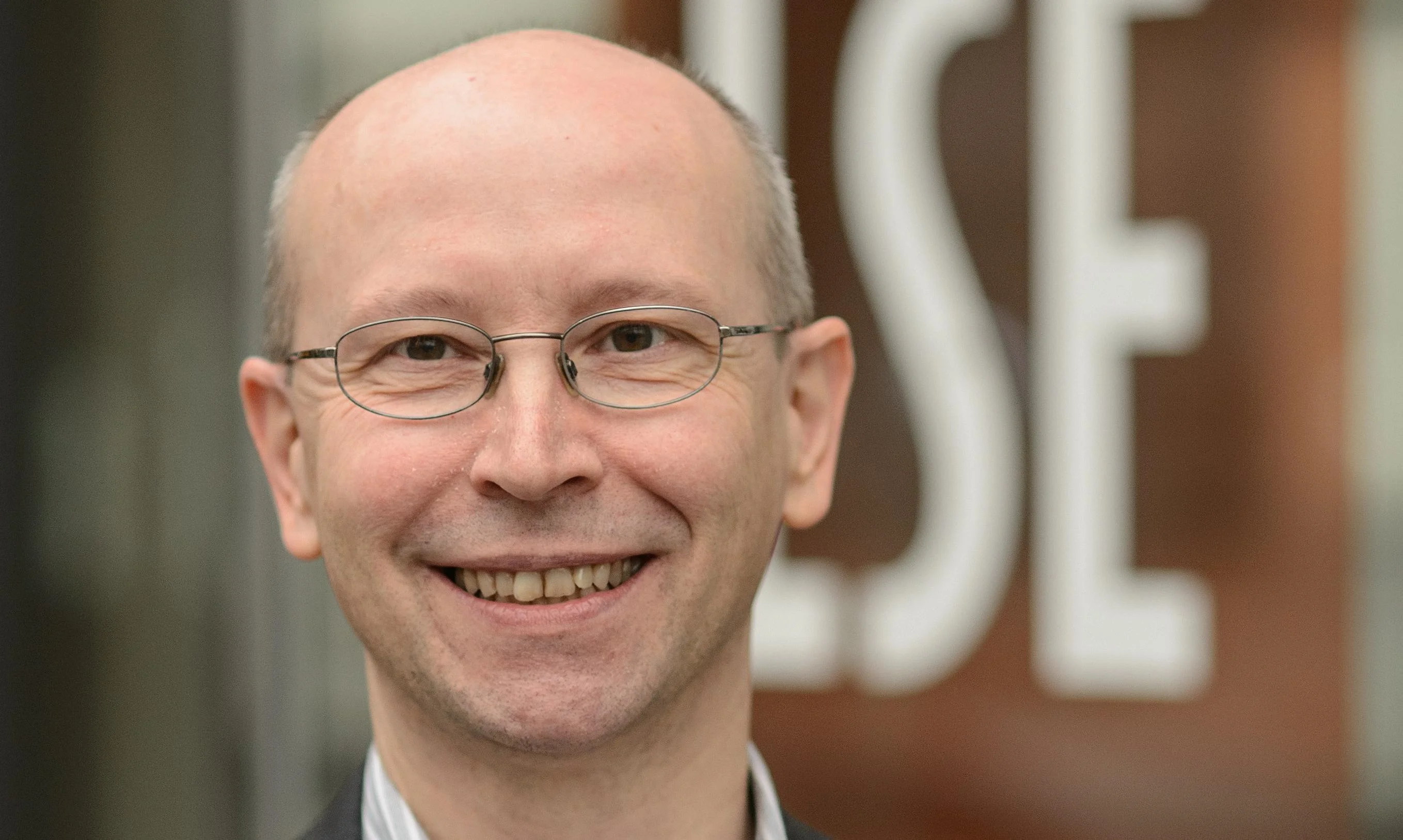 Global_Programmes_Jorn_Rothe-square