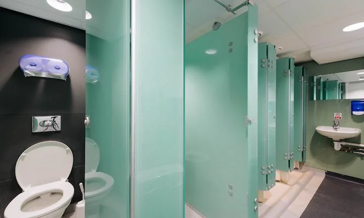 Rosebery Hall Shared Bathroom