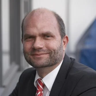 Reinhard Busse