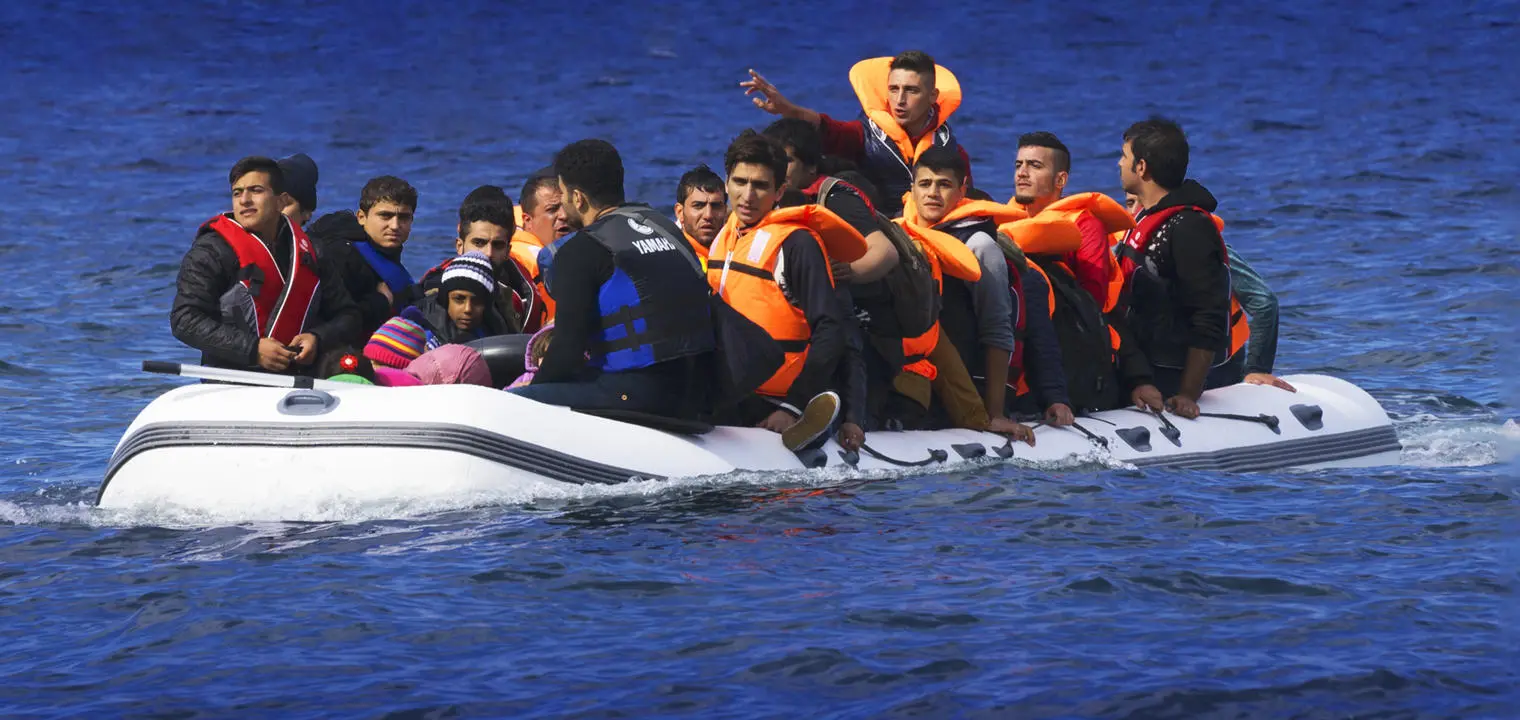 refugees on very small boat