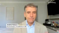 Andrés Velasco appearing on Bloomberg Espanol
