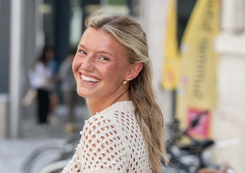 LSE Summer School student smiling