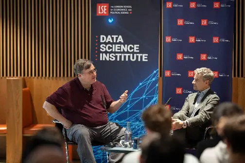 Reid Hoffman and Professor Andrés Velasco sit in conversation