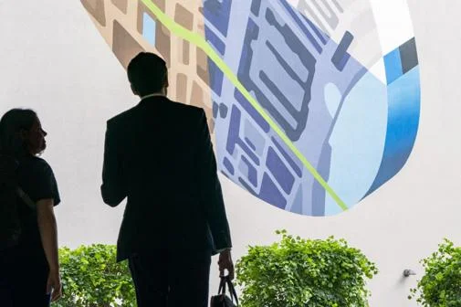 Mural in LSE's CBG square