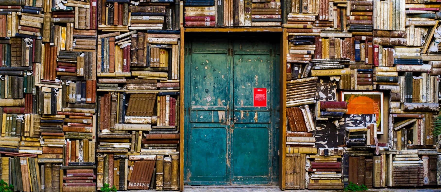 Bookshop door hero cropped